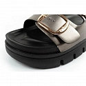 Dámske nazúvaky LCW-26-35-4461L strieborné - Lee Cooper