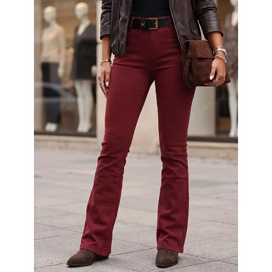 Jeansy damskie dzwony z paskiem z wysokim stanem bordowe FashionStreet UY3111