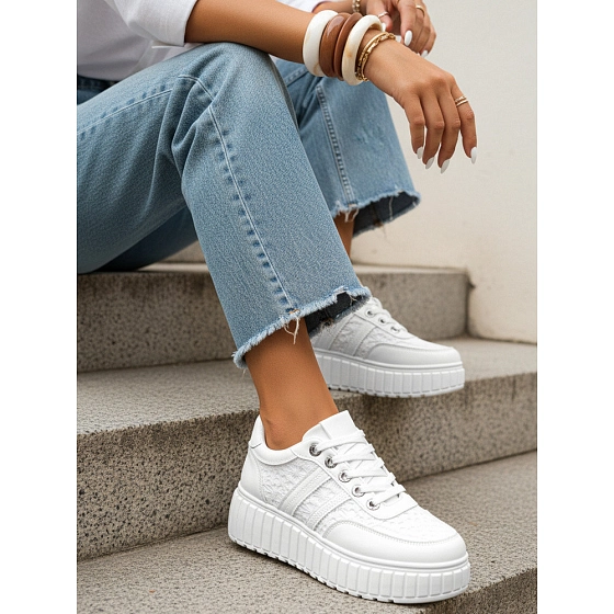 Sneakersy damskie skórzane na grubej platformie białe FashionStreet ZY1394