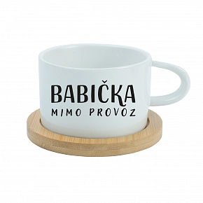 BABIČKA MIMO PROVOZ - bílý hrníček makronka 200 ml BABIČKA MIMO PROVOZ - bílý hrníček makronka 200 ml