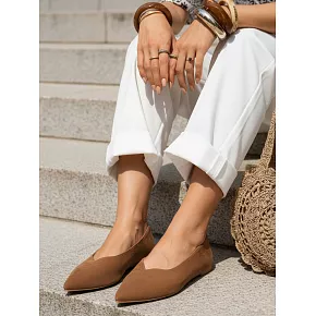 Baleriny zamszowe damskie w szpic brązowe FashionStreet ZY1349
