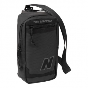 Uni taštička cez rameno Legacy Cross Body Sachet LAB23168BKK Čierna - New Balance