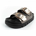 Dámske nazúvaky LCW-26-35-4461L strieborné - Lee Cooper