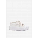 Dámske tenisky s čipkou LCW-26-44-4480 biele. Lee Cooper