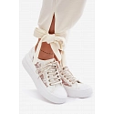 Dámske tenisky s čipkou LCW-26-44-4480 biele. Lee Cooper