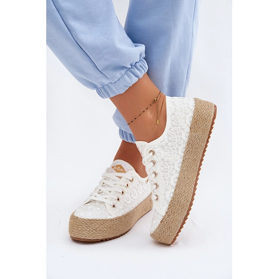 Čipkové tenisky espadrilky LCW-26-31-4326 biele - Lee Cooper