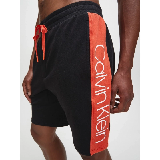 Pánske pyžamové šortky NM1800-001 čiernočervená - Calvin Klein