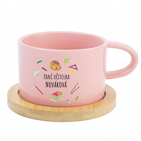 Personalizovaný keramický hrníček "MAKRONKA" pro paní učitelku/pana učitele (pomůcky) Personalizovaný keramický hrníček "MAKRONKA" pro paní učitelku/pana učitele (pomůcky)