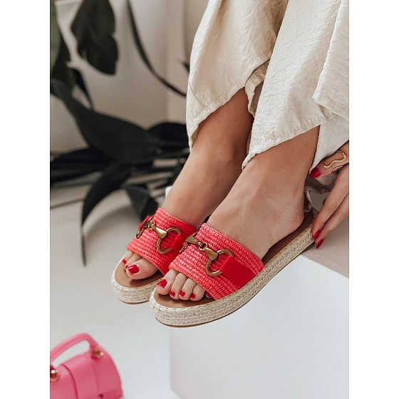 Klapki damskie MISSWAVE czerwone FashionStreet ZY0948