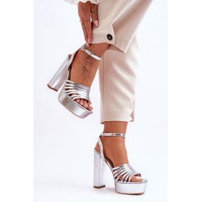 Dámske sandále na podpätku B-307 / 181639 Strieborná - MF mix feet
