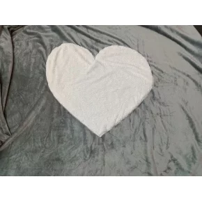 Semišová deka so srdiečkom šedá - Noidinotte